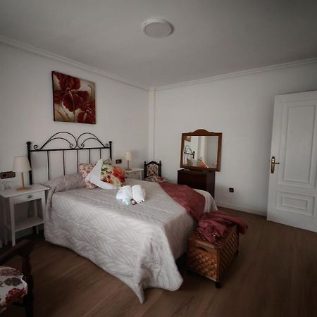 Hotel El Coterin Apartamentos Y Habitaciones อาเรนัส เด กาบราเลส ภายนอก รูปภาพ