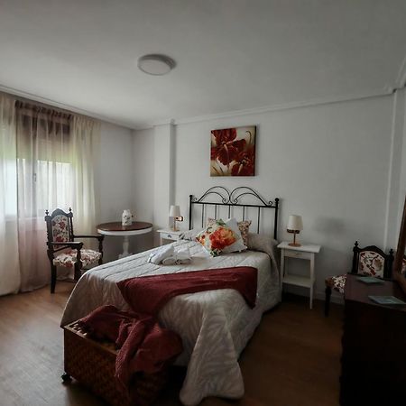 Hotel El Coterin Apartamentos Y Habitaciones อาเรนัส เด กาบราเลส ภายนอก รูปภาพ