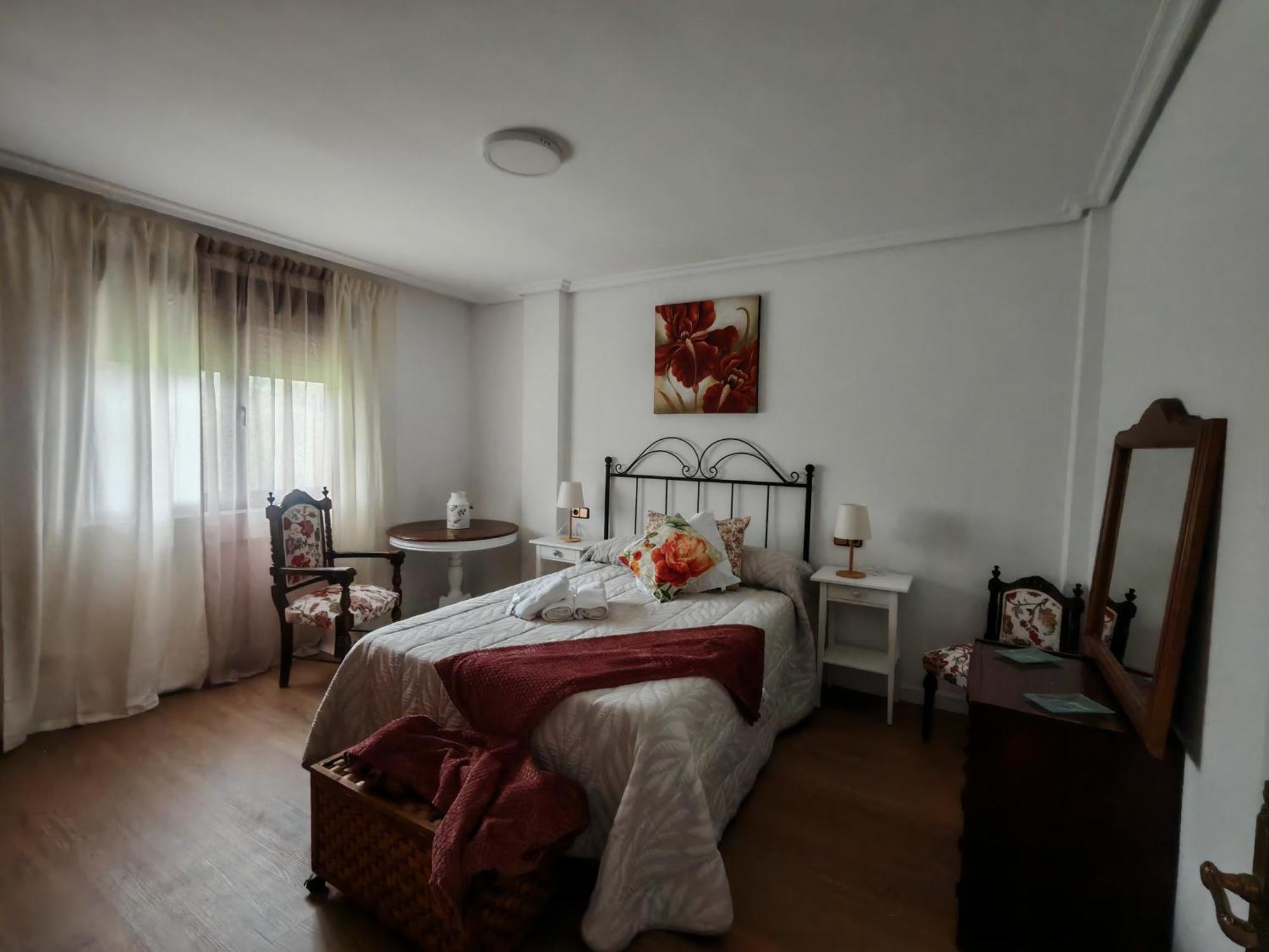 Hotel El Coterin Apartamentos Y Habitaciones อาเรนัส เด กาบราเลส ภายนอก รูปภาพ